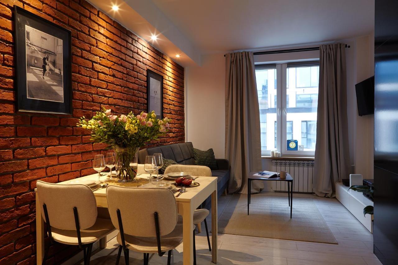 Oomph Warsaw Central Premium Apartments Ngoại thất bức ảnh
